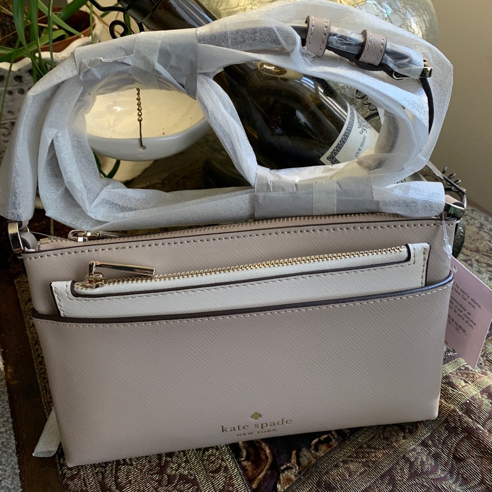 SOLD⛔️Authentic Kate Spade Saffiano leather top zip Crosby w large card holder - Picture 1 of 15